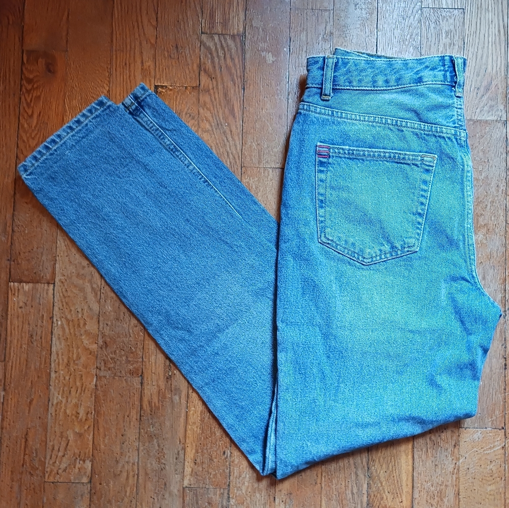 High-waisted Mom Jeans